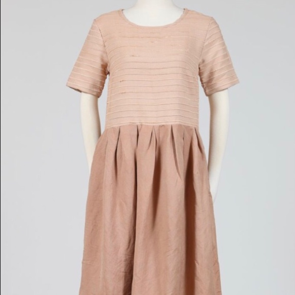 Tonlé pleated boxy dress, size small